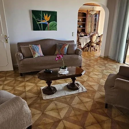 Margarita House Дом отдыха